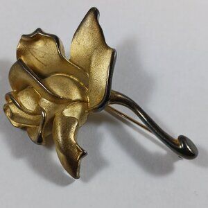 Vintage Napier Golden Rose Brooch